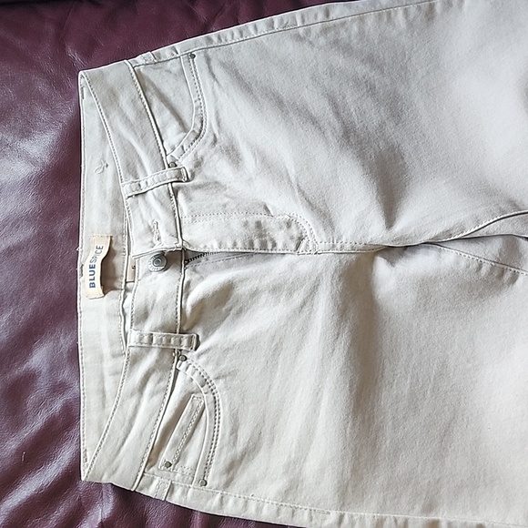 Women's, Blue Spice, Beige Skinny Jeans, Size 5. New W/Out Tags. - Picture 2 of 4